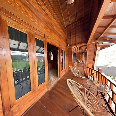 Noerbaya House Bukittinggi Villa Exterior photo